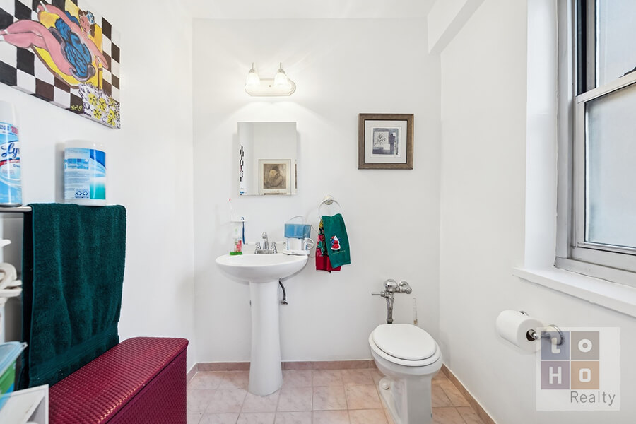 570 Grand Street H1405 Lower East Side New York NY 10002