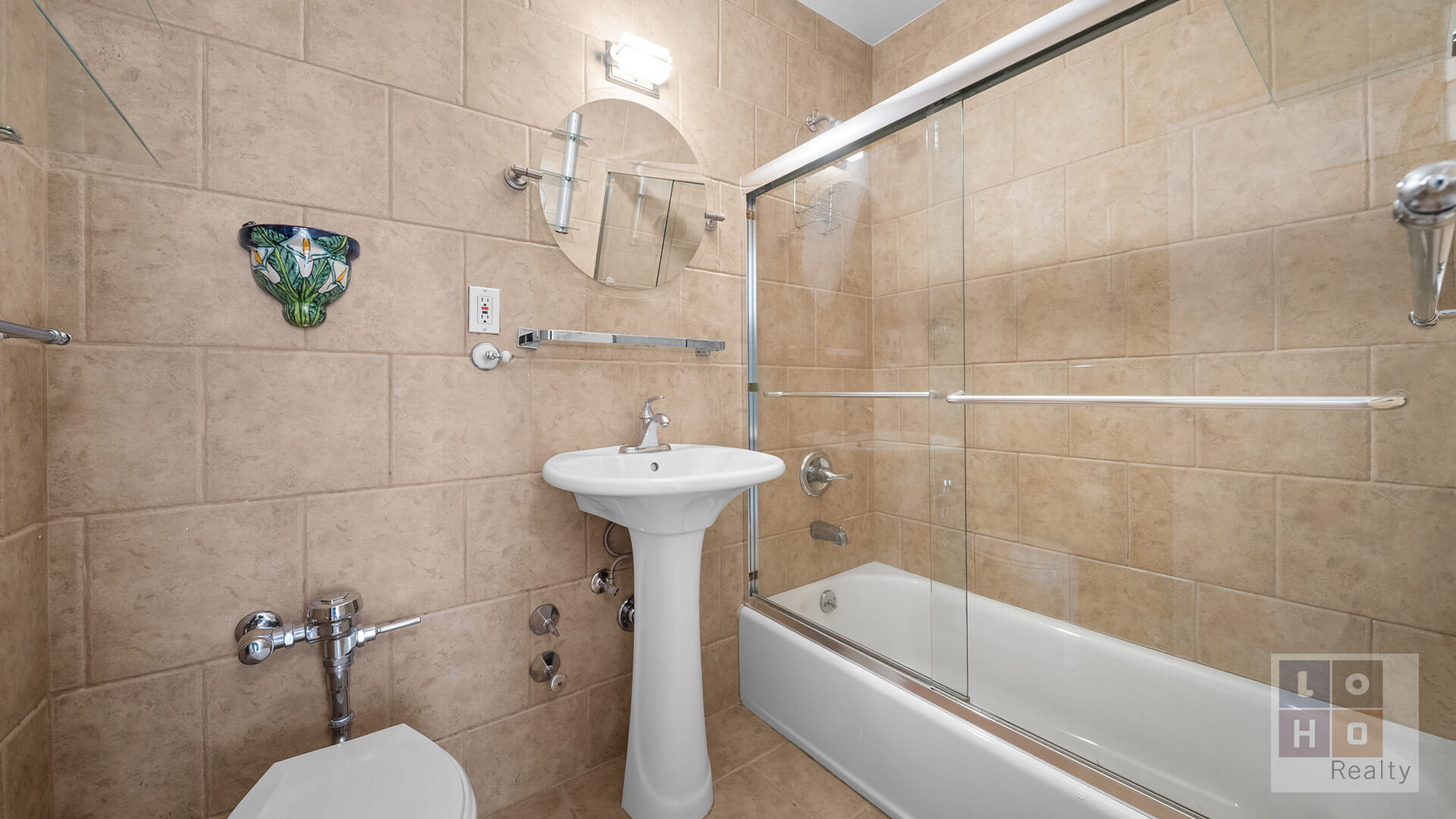 570 Grand Street H604 Lower East Side New York NY 10002