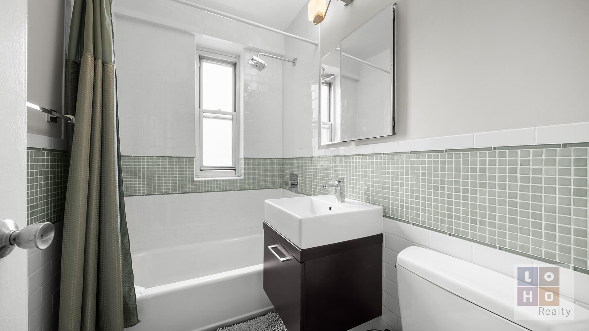 577 Grand Street F1607 Lower East Side New York NY 10002