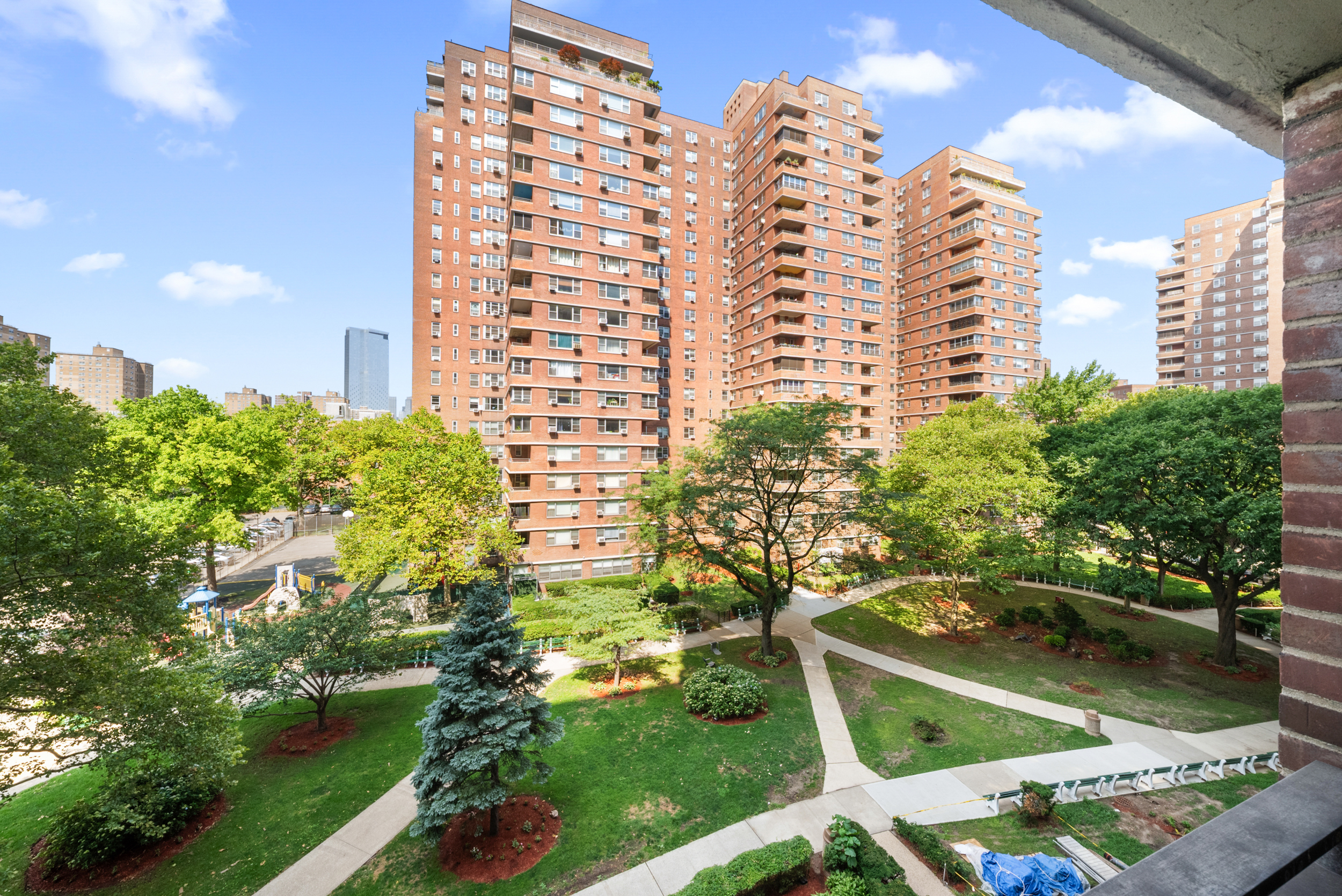455 FDR Drive B502 Lower East Side New York NY 10002