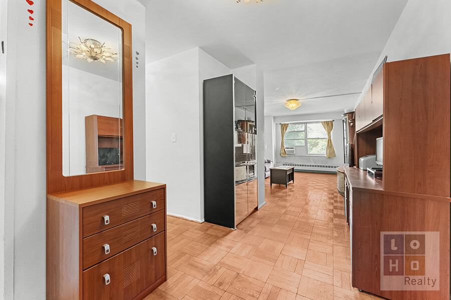 575 Grand Street 506 Lower East Side New York NY 10002