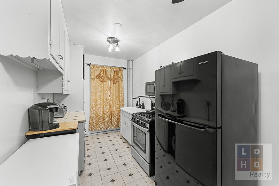 575 Grand Street 506 Lower East Side New York NY 10002