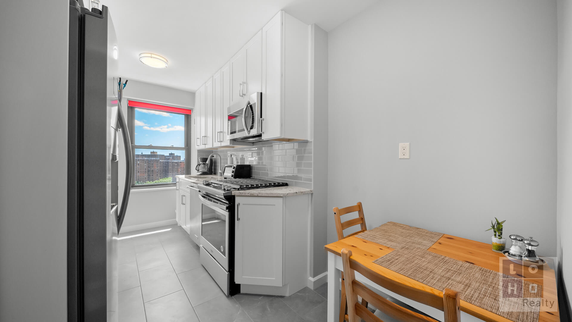 208 East Broadway J1501 Lower East Side New York NY 10002