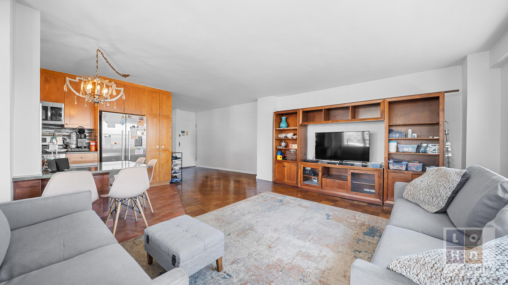 387 Grand Street K1107 Lower East Side New York NY 10002